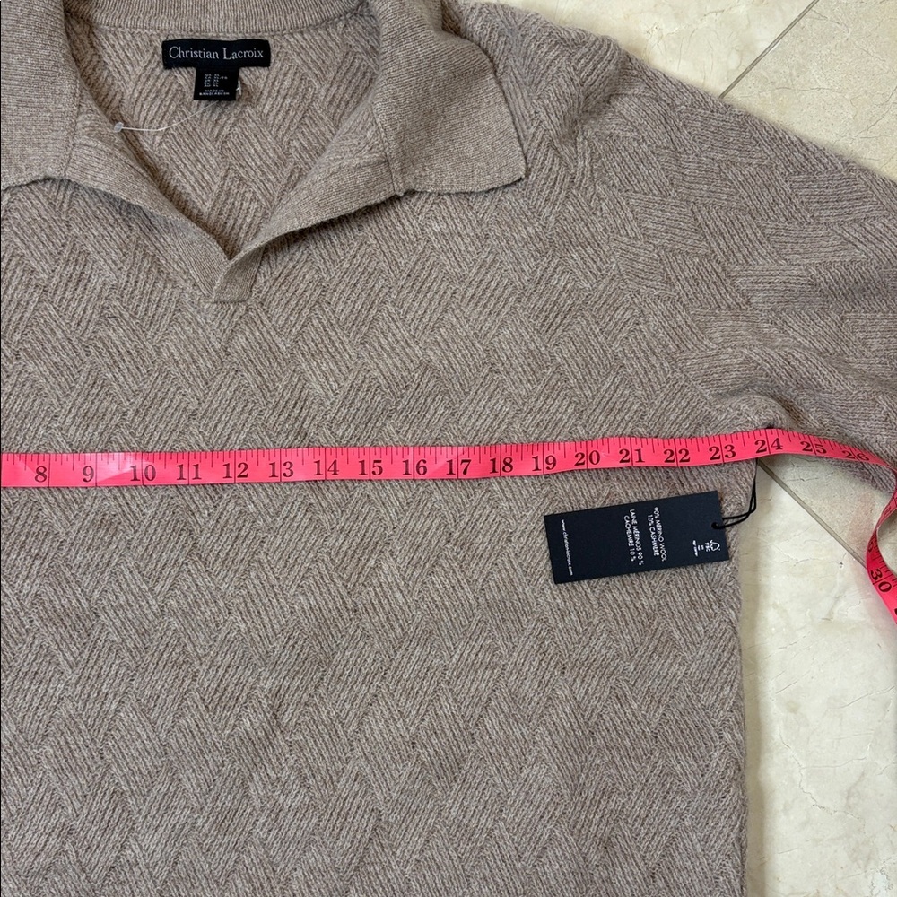 ⭐️ NWT- Christian Lacroix V-Neck merino wool and cashmere Sweater in Taupe- XL - Picture 9 of 10